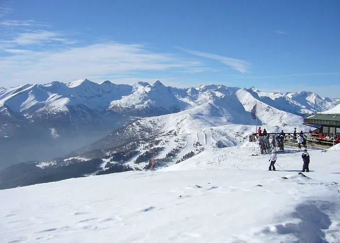 21 公寓 卡奇山口